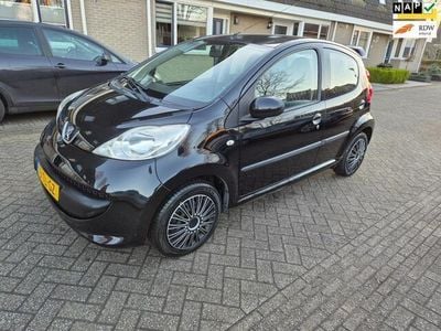 Occasion Peugeot 107 68 PK (50 kW) 2006 Zwart Hatchback