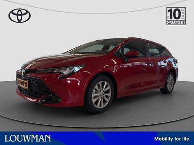 Occasion Toyota Corolla Hybrid Active 127 PK (93 kW) 2025 Rood Stationwagen