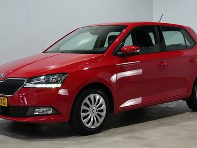 Occasion Skoda Fabia Ambition 71 PK (52 kW) 2019 Rood Hatchback