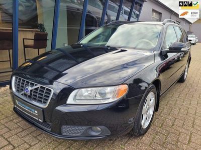 tweedehands Volvo V70 2.5FT Momentum 200PK Automaat YOUNGTIMER