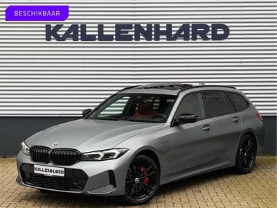 Grijs Occasion 2023 BMW 330 Stationwagen | € 41.875 (Eerlijke prijs)