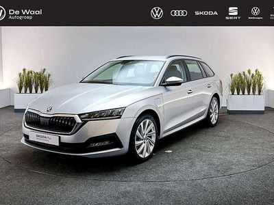 Zilver Occasion 2022 Skoda Octavia Ambition Stationwagen | € 23.890 (Eerlijke prijs)