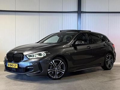 Occasion BMW 118 Executive 136 PK (100 kW) 2021 Grijs Hatchback
