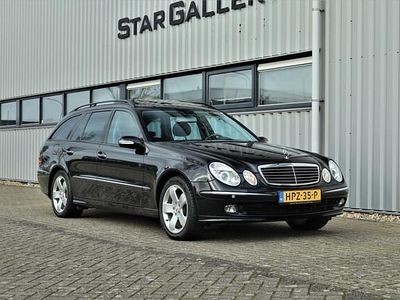 Zwart Occasion 2005 Mercedes E500 Avantgarde Stationwagen | € 22.950