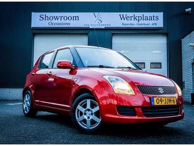 Oranje Gebruikt 2009 Suzuki Swift Comfort Hatchback | € 3.250 (Eerlijke prijs)