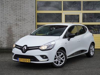Wit (metallic) Gebruikt 2019 Renault Clio IV LIMITED Hatchback | € 7.950 (Goede deal)