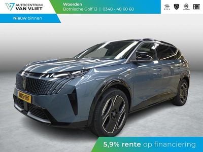 Peugeot e-5008