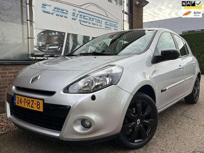 Grijs Gebruikt 2011 Renault Clio II Hatchback | € 7.650