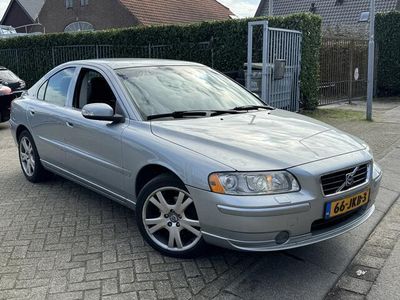 tweedehands Volvo S60 2.4 Drivers Edition xenon