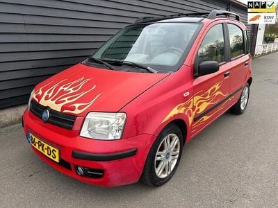 Rood Gebruikt 2004 Fiat Panda Emotion Hatchback | € 1.495 (Goede deal)