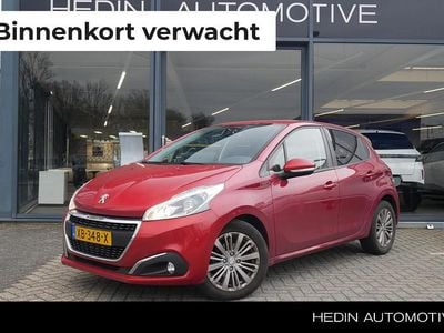 Occasion Peugeot 208 Signature Sky 110 PK (80 kW) 2018 Rood (metallic) Hatchback