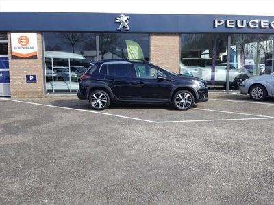 tweedehands Peugeot 2008 GT-LINE 1.2 PureTech-110PK AUTOMAAT (EAT6) Trekhaak Climate&cruise control Achteruitrijcamera Navigatie LMvelgen Panoramadak