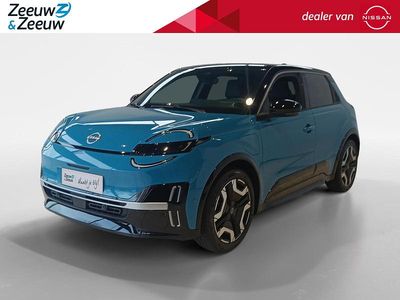 Authentic blue (metallic) + black roof (licht Nieuw 2025 Nissan Micra Evolve | € 36.402