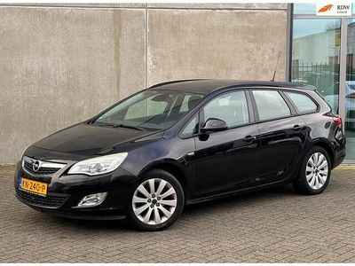Zwart Gebruikt 2011 Opel Astra Sport Stationwagen | € 3.990 (Super prijs)