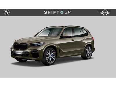 Groen Occasion 2022 BMW X5 M Sport SUV | € 67.940 (Iets duurder)