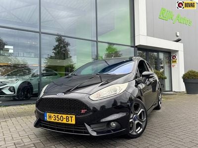 Zwart Gebruikt 2014 Ford Fiesta ST Hatchback | € 10.945 (Eerlijke prijs)
