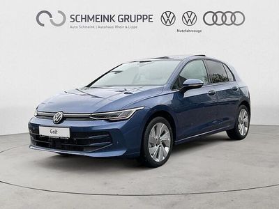 Blauw Occasion 2024 VW Golf VIII Life Hatchback | € 32.019 (Eerlijke prijs)