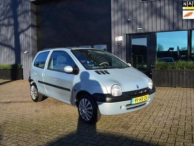 Occasion Renault Twingo 59 PK (43 kW) 2002 Grijs Hatchback