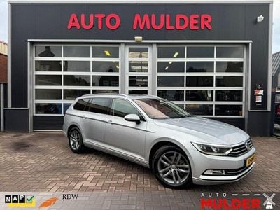 Grijs Gebruikt 2015 VW Passat Highline Stationwagen | € 10.750 (Eerlijke prijs)