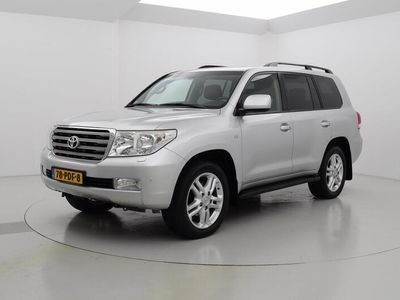 Toyota Land Cruiser V8