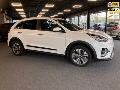 tweedehands Kia e-Niro ExecutiveLine 64 kWh | Org.Nederlands| PDC V+A | Camera | Navi | 2de Eigenaar | Auto Airco | Leder | Cruise Contr.