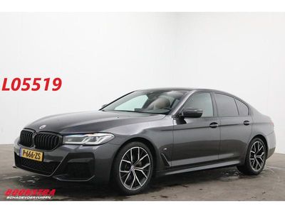 Grijs (parellak) Occasion 2022 BMW 518 M Sport Sedan | € 33.750