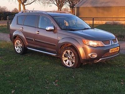 Grijs (metallic) Gebruikt 2008 Mitsubishi Outlander Edition SUV | € 3.350 (Eerlijke prijs)