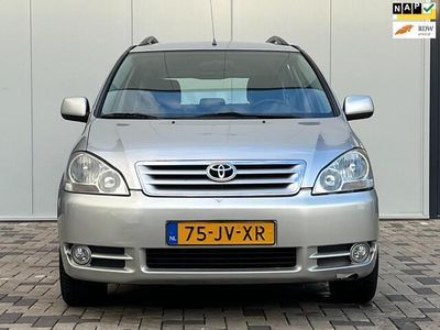 Toyota Avensis Verso