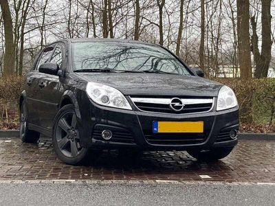 tweedehands Opel Signum 2.2-16V Sport
