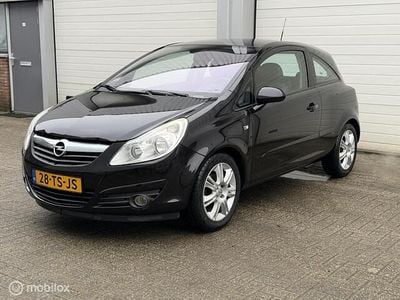 Zwart Occasion 2007 Opel Corsa Cosmo Hatchback | € 2.450 (Goede deal)