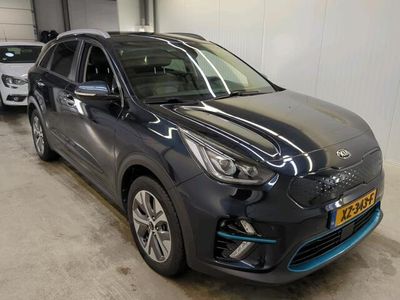 tweedehands Kia e-Niro ExecutiveLine 64 kWh (INCL-BTW) Aut. *VOLLEDER | JBL-AUDIO | FULL-LED | NAVI-FULLMAP | DAB | ADAPTIVE-CRUISE | CAMERA | MEMORY-PACK | LANE-ASSIST | KEYLESS | VIRTUAL-COCKPIT | COMFORT-SEATS | 17"ALU*