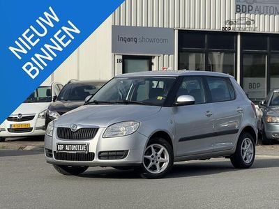 Grijs (metallic) Gebruikt 2008 Skoda Fabia Classic Hatchback | € 2.999 (Eerlijke prijs)