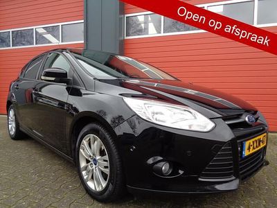 Zwart Occasion 2014 Ford Focus Titanium Hatchback | € 5.950 (Eerlijke prijs)