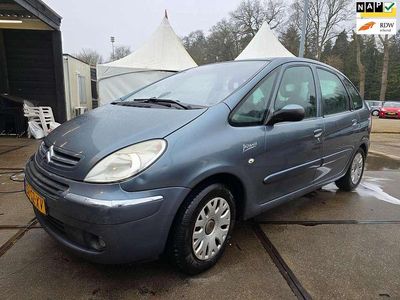 Grijs Occasion 2006 Citroën Xsara Picasso MPV | € 999 (Goede deal)
