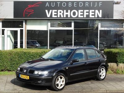 tweedehands Seat Leon 1.6-16V Sport - CLIMATE / CRUISE - ELEKTR RAMEN /