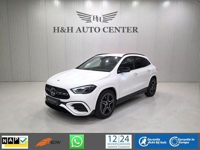 Wit Occasion 2024 Mercedes GLA200 AMG line SUV | € 44.500