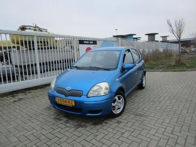 Blauw Gebruikt 2003 Toyota Yaris Terra Hatchback | € 1.950 (Goede deal)