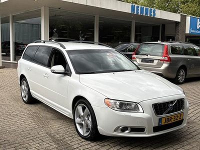Occasion Volvo V70 Momentum 238 PK (175 kW) 2009 Wit Stationwagen