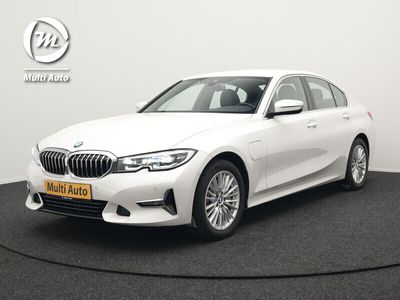 BMW 330e