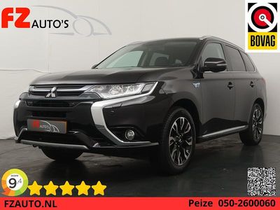 Occasion Mitsubishi Outlander P-HEV Instyle 121 PK (88 kW) 2015 Zwart SUV