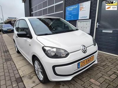 Wit Gebruikt 2012 VW up! take up! Hatchback | € 4.750 (Eerlijke prijs)