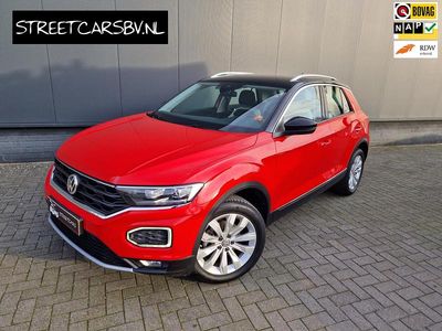 Rood Gebruikt 2020 VW T-Roc Sportline SUV | € 22.950 (Goede deal)