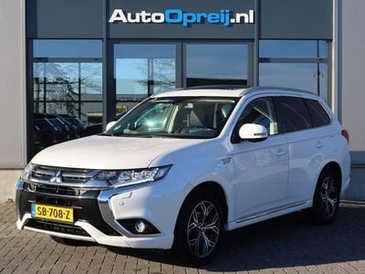 Wit Occasion 2018 Mitsubishi Outlander P-HEV SUV | € 19.895 (Eerlijke prijs)