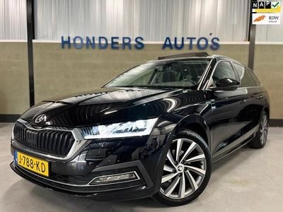 Zwart Occasion 2020 Skoda Octavia First Edition Stationwagen | € 21.900 (Iets duurder)