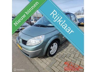 Groen Gebruikt 2004 Renault Scénic II Basis MPV | € 2.000 (Duur)
