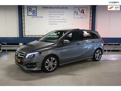 Occasion Mercedes B180 Ambition 122 PK (89 kW) 2015 Grijs MPV