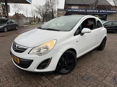 Wit Occasion 2011 Opel Corsa Edition Hatchback | € 4.250 (Eerlijke prijs)