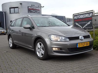 tweedehands VW Golf VII Variant 1.2 TSI Highline