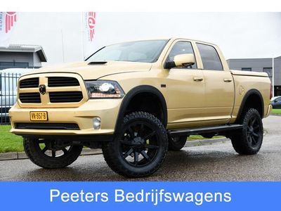 tweedehands Dodge Ram PICKUP 5.7 V8 Crew Cab 5'7 Camera, Cruise, Multimedia, PDC, Leder, 402PK, Stoelverwarming, SPECIAL!