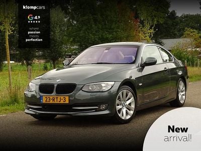 Groen Gebruikt 2011 BMW 330 Executive Coupé | € 22.900 (Duur)